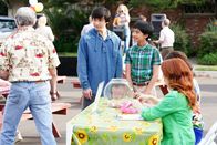 Fresh off the Boat – Emery Huang (Forrest Wheeler, M.l.); Evan Huang (Ian Chen, M.r.)