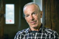 Todesfalle Haute Route - Rekonstruktion eines Dramas – Luciano Cattori aus Locarno hat das Unglück überlebt. Er spricht in der Dokumentation zum ersten Mal über das Unglück.