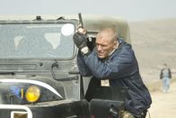 Diamond Dogs – Ein Exsoldat (Dolph Lundgren) soll eine Expedition leiten, die nach einem millionenschweren antiken Artefakt sucht, dem übernatürliche Kräfte zugesprochen werden - und auf dem ein todbringender Fluch lasten soll ...