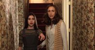 Conjuring 2 – Judy (Sterling Jerins, l.); Lorraine (Vera Farmiga, r.)