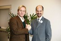 Stromberg – Der Beginn einer wunderbaren Freundschaft: Stromberg (Christoph Maria Herbst, r.) und der CAPITOL-Intern Redakteur Jochen (Patrick Heyn, l.). Doch dann kommt es zu einem Geständnis mit Folgen ...