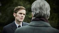Der junge Inspektor Morse – Zwischen den Ermittlern Endeavour Morse (Shaun Evans, l.) und Fred Thursday (Roger Allam, r.) gibt es ständig Streit. Das Detective-Team ist davon nicht begeistert.