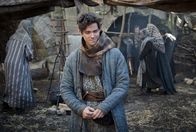 Der Medicus – Der junge Rob Cole (Tom Payne) fasst einen verwegenen Plan.