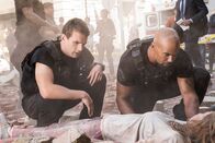 S.W.A.T. – L- R: Jim Street (Alex Russell) and Daniel 'Hondo' Harrelson (Shemar Moore)