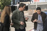 Modern Family – L-R: Gloria Delgado-Pritchett (Sofía Vergara), Phil Dunphy (Ty Burrell), Manny Delgado (Rico Rodriguez)