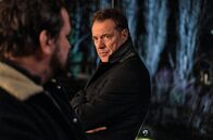 Euer Ehren – Michael Jacobi (Sebastian Koch) hat bei seinem treuen Freund und Helfer etwas wieder gut zu machen.