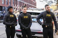 FBI: Special Crime Unit – (v.l.n.r.) FBI SA Tiffany Wallace (Katherine Renee Kane); FBI SA Stuart Scola (John Boyd); FBI SA Omar Adom 'OA' Zidan (Zeeko Zaki)
