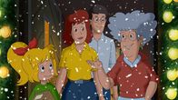 Bibi Blocksberg – Bibi und Oma Grete freuen sich über wirbelnde Schneeflöckchen zu Weihnachten.