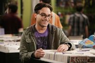 The Big Bang Theory – Gesteht Penny, dass er sie liebt: Leonard (Johnny Galecki) ...