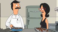 Bob's Burgers – Bob, l.; Linda, r.