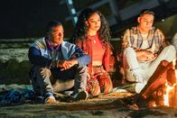 All American – (v.li.): Daniel Ezra (Spencer James), Samantha Logan (Olivia Baker), Michael Evans Behling (Jordan Baker).