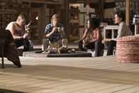 MacGyver – Ein unschlagbares Team: Die Spezialagenten Jack Dalton (George Eads, l.) und MayGyver (2.v.l.), Hackerin Riley Davis (Tristin Mays (2.v.r.) und ihre Chefin Patricia Thornston (Sandrine Holt, r.) ...