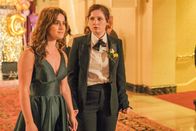 Shameless – L-R: Julia Nicole (Alison Jaye), Debbie Gallagher (Emma Kenney)
