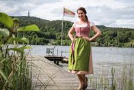 Heimatleuchten – Moderatorin Conny Bürgler am Keutschacher See