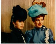 MacLintock – v.li.: Rebecca 'Becky' McLintock (Stefanie Powers), Katherine Gilhooley McLintock (Maureen O'Hara)