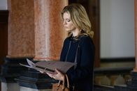 Silent Witness – Dr Nikki Alexander (Emilia Fox) wird vorgeworfen einen folgenschweren Fehler begangen zu haben.