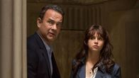Inferno – Robert Langdon (Tom Hanks, l.); Sienna Brooks (Felicity Jones, r.)