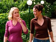 Vier Frauen und ein Todesfall – Stephanie Japp, Martina Theresia Stilp.