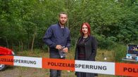 Tod in... – Sven Voss und Kriminalpsychologin Lydia Benecke am Tatort.
