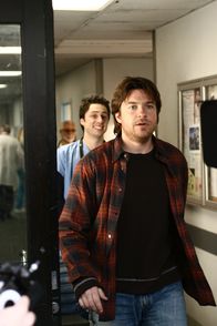 Scrubs - Die Anfänger – Zach Braff (John 'J.D.' Dorian), Jason Bateman (Mr. Sutton).