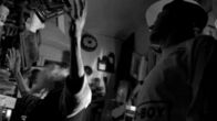 Streetphilosophy – Ausgehen mit Komet Bernhard. Der 70-Jährige zieht Nacht für Nacht durch die Techno-Clubs Berlins.