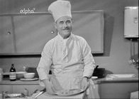 alpha-retro: Fernsehküche: Franz Ruhm – Der Bayerische Rundfunk hatte bereits in den späten Fünfzigerjahren einen Fernsehkoch: Franz Ruhm aus Wien In dieser Folge aus dem Jahr 1959 bereitet er ein Bauern-Omelett zu.