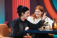 Neo Ragazzi – Parshad (l.) zu Gast bei "Neo Ragazzi" mit Tommi Schmitt und Sophie Passmann (r.)