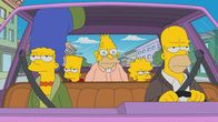 Die Simpsons – (v.l.n.r.) Marge; Bart; Grampa; Lisa; Homer