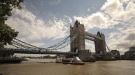 mareTV – Die berühmteste Brücke Großbritanniens: Die Tower Bridge quert die Themse mitten in London. Weitere Fotos auf Anfrage.