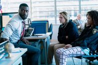 Der Unsichtbare – Der Unsichtbare Schutzlos auf dem Polizeiposten: Aldis Hodge als James Lanier, Elisabeth Moss als Cecilia Kass, Storm Reid als Sydney Lanier