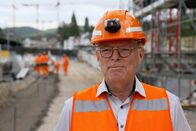 DOK – Vincent Ducrot, der neue CEO der SBB, auf Baustellen-Besichtigung. Mit neuer Planung versucht er, die Verspätungen infolge Bauarbeiten zu reduzieren.