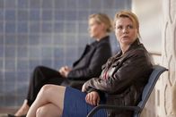 Danni Lowinski – In front: Daniela 'Danni' Lowinski (Annette Frier)