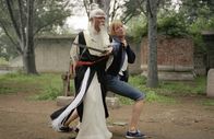 Kill Bill: Volume 2 – Chia-Hui Liu als Pai Mei und Uma Thurman als Beatrix Kiddo aka The Bride in "Kill Bill: Volume 2"