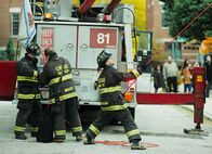 Chicago Fire – Sicherung:Yuri Sardarov als Otis, Christian Stolte als Mouch, David Eigenberg als Christopher Herman (Copyright SRF/NBC Universal)