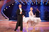 Dancing Stars – Dancing Stars (2021)