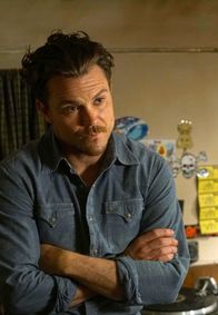 Lethal Weapon – Geht gemeinsam mit seinem neuen Partner auf Verbrecherjagd: Martin Riggs (Clayne Crawford) ...