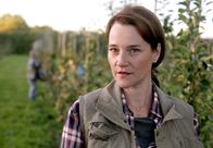 Mankells Wallander – Die Witwe Claire (Annika Hallin) trauert so gar nicht um ihren Mann.