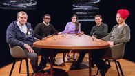 Sternstunde Religion – Sternstunde Religion Armut in der Schweiz – Wie helfen? Karl Wolf, Pfarrer und Gassenarbeiter, Amine Diare Conde, Aktivist und Gründer «Essen für Alle», Moderatorin Olivia Röllin, Thomas Thümena, Filmemacher, Corinne Dobler, Pfarrerin und Seelsorgerin Copyright: SRF