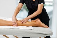 Doc Fischer – Lymphatic drainage massage of legs and lower legs.
