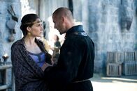 Camelot – Folge 9: Die Hure des Königs? (The Battle Of Bardon Pass) Ygrain (Claire Forlani) und Merlin (Joseph Fiennes) wollen Morgan zur Rede stellen.