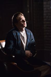 American Horror Story – Kit Walker (Evan Peters)