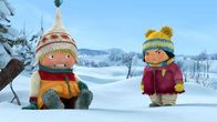 Snowsnaps' Winterspiele – Kiki spürt, dass Sami etwas im Schilde führt.