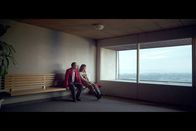 Aloys – Aloys (Georg Friedrich) und Vera (Tilde von Overbeck) genießen scheinbar ihre Zweisamkeit.