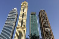 Magic Cities – Dubai ist die Stadt der vielen künstlichen Oasen, die Stadt der architektonischen Superlative. "Höher, größer, gigantischer", das scheint das Motto.