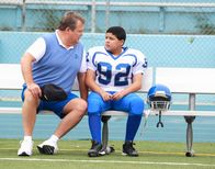 Modern Family – Eric Stonestreet, Nico Rodriguez