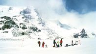 Universum: Glockner - Der schwarze Berg – Team auf der Pasterze