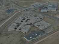 Lockdown - Hinter Gittern – aerial of Wyoming State Penitentiary