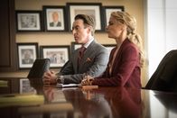 Instinct - Auf Mörderjagd – L-R:Dr. Dylan Reinhart (Alan Cumming). Det. Lizzie Needham (Bojana Novakovic)