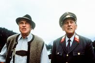 Der Bergdoktor – Dr. Pankraz Obermayr (Walther Reyer, l.); Gendarm Gilch (Maxl Graf, r.)