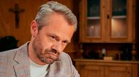 Sturm der Liebe – Eriks (Sven Waasner) Podcast-Aufnahme läuft etwas aus dem Ruder.